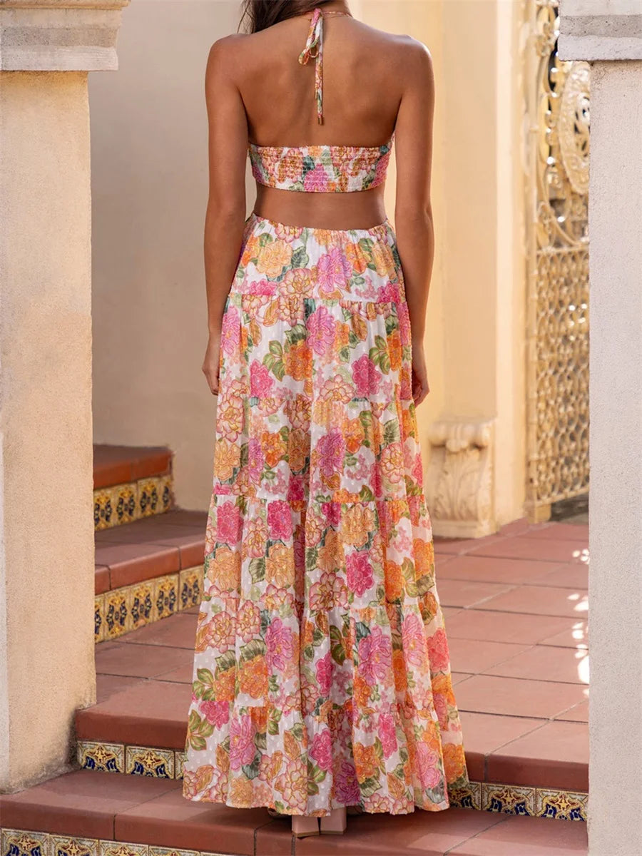 Elegant Boho Chic Maxi Dress with V-Neckline and Ruffles